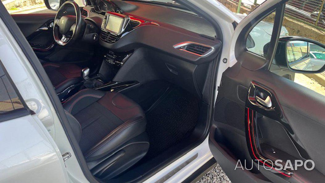 Peugeot 2008 1.2 PureTech GT Line de 2016