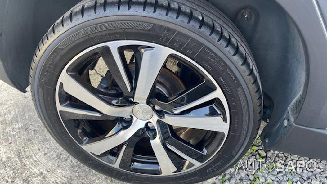 Peugeot 2008 1.2 PureTech GT Line de 2016