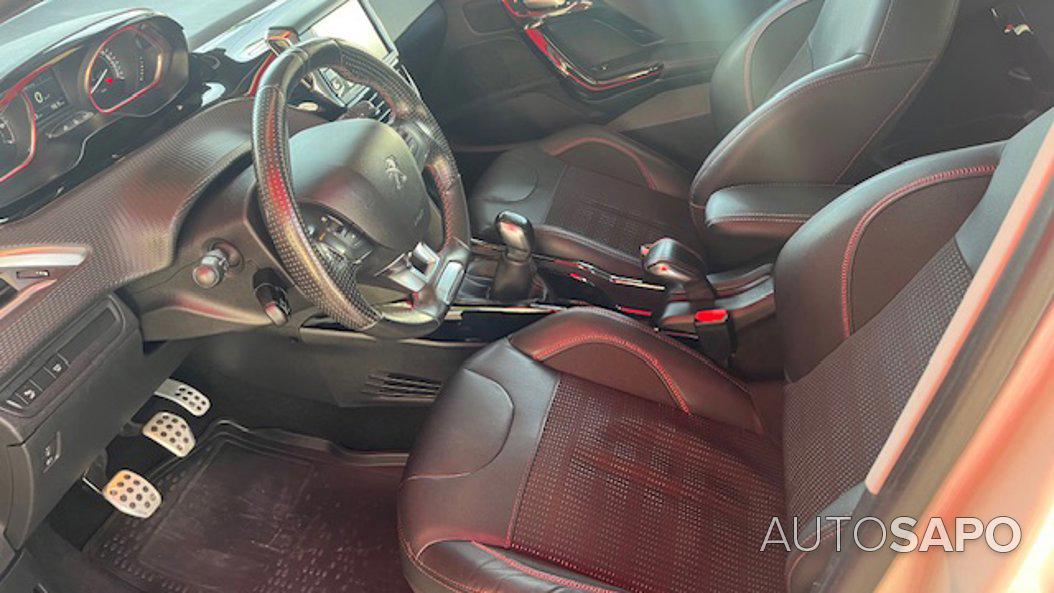 Peugeot 2008 1.2 PureTech GT Line de 2016