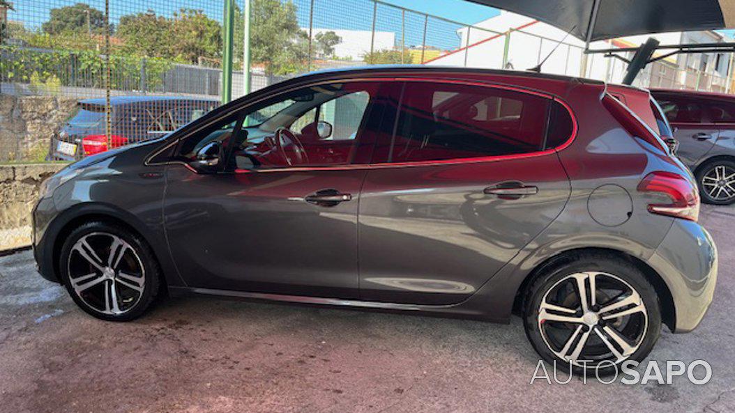 Peugeot 208 1.2 PureTech GT de 2018