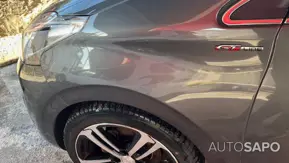 Peugeot 208 1.2 PureTech GT de 2018