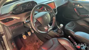 Peugeot 208 1.2 PureTech GT de 2018