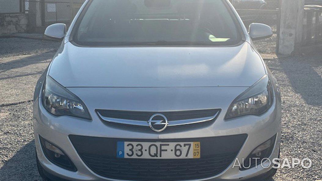 Opel Astra J Sports Tourer de 2015