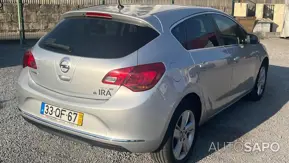 Opel Astra J Sports Tourer de 2015