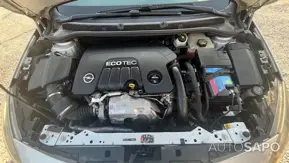 Opel Astra J Sports Tourer de 2015