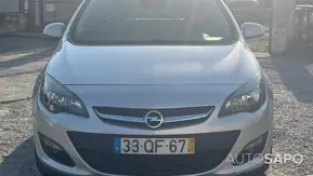 Opel Astra J Sports Tourer de 2015