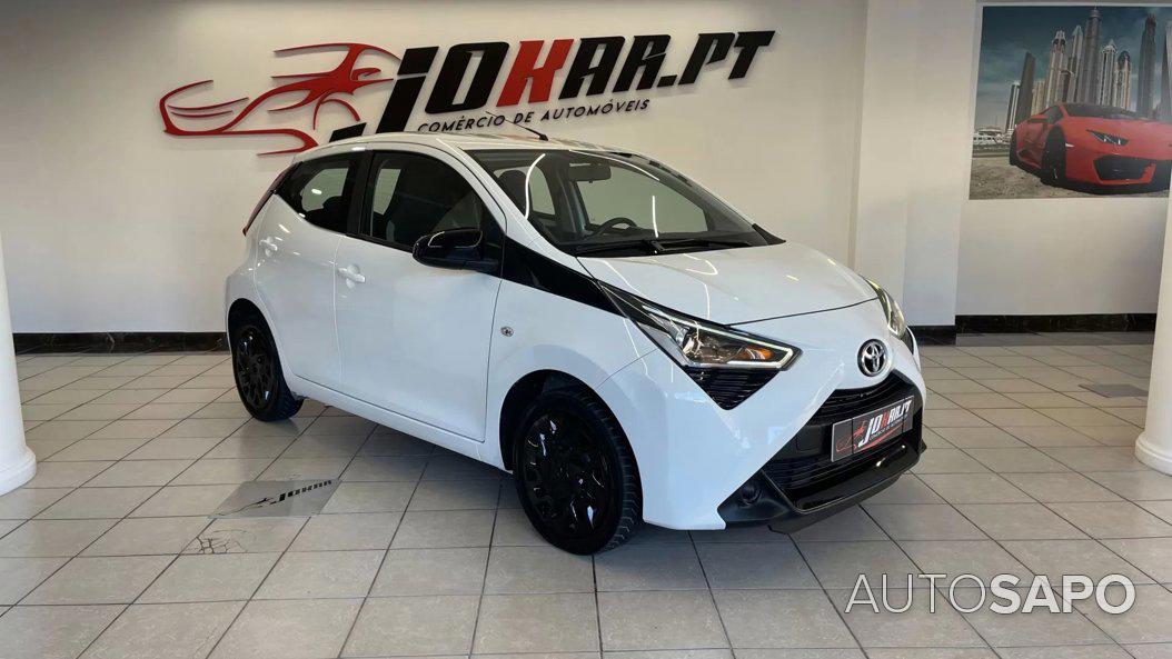 Toyota Aygo 1.0 X-Clusiv Black de 2019