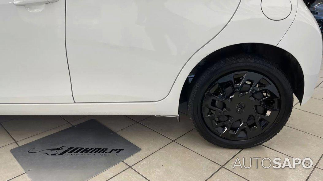 Toyota Aygo 1.0 X-Clusiv Black de 2019