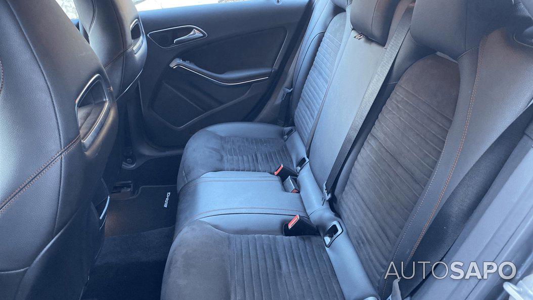 Mercedes-Benz Classe CLA 180d Shooting Brake AMG de 2018