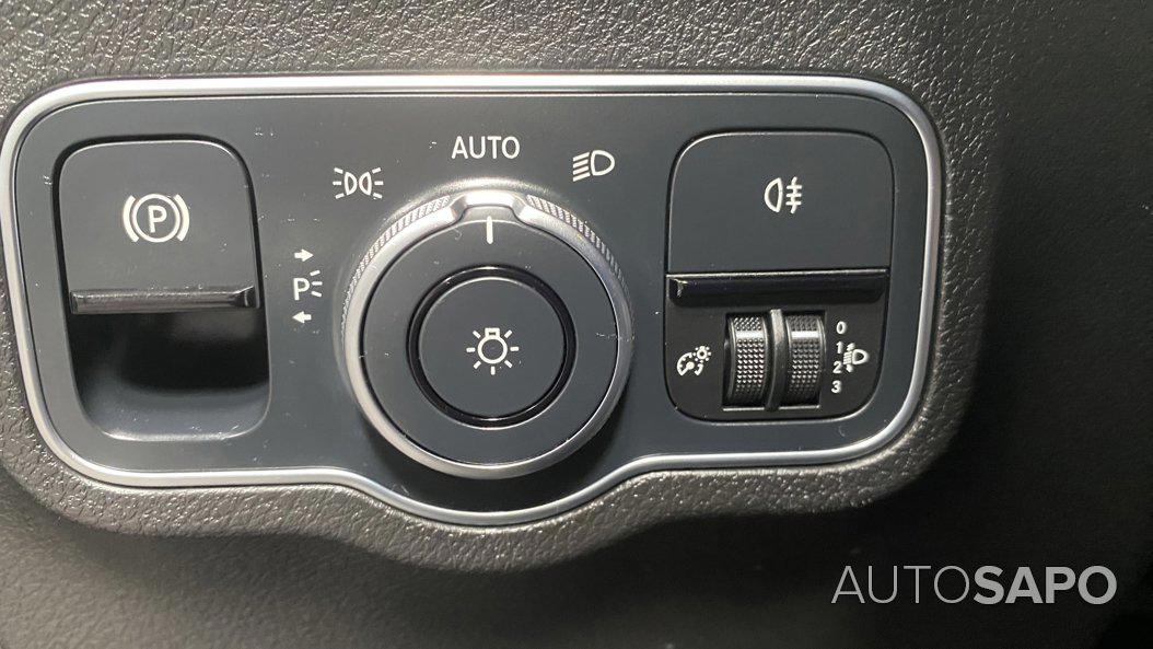 Mercedes-Benz Classe GLB 180 d de 2020
