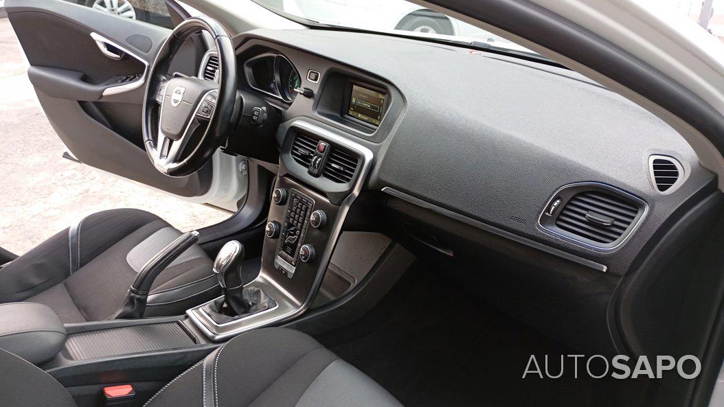 Volvo V40 1.6 D2 Kinetic 96g de 2013