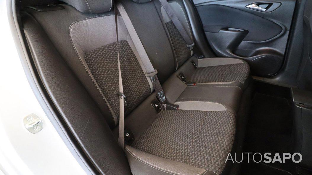 Opel Astra de 2019