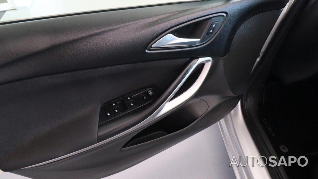 Opel Astra de 2019