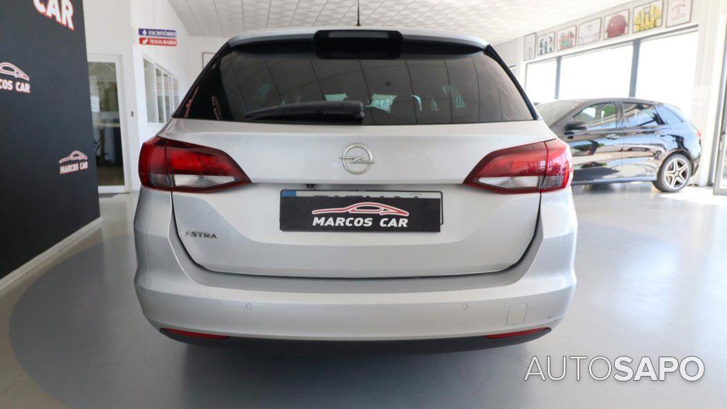 Opel Astra de 2019