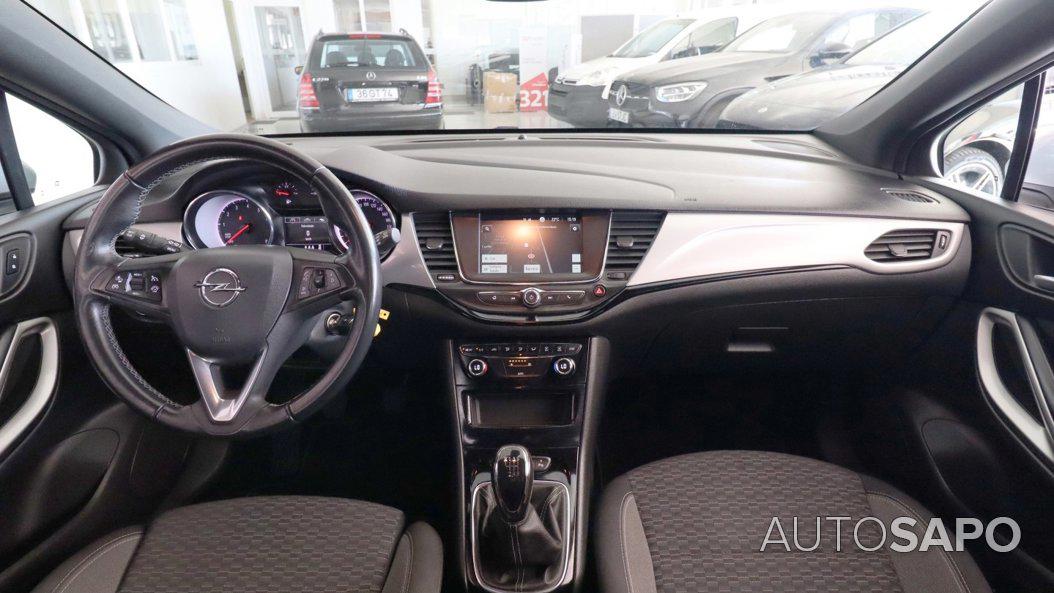 Opel Astra de 2019