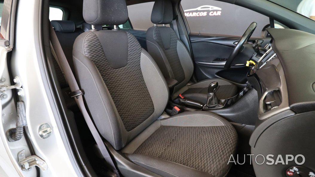 Opel Astra de 2019