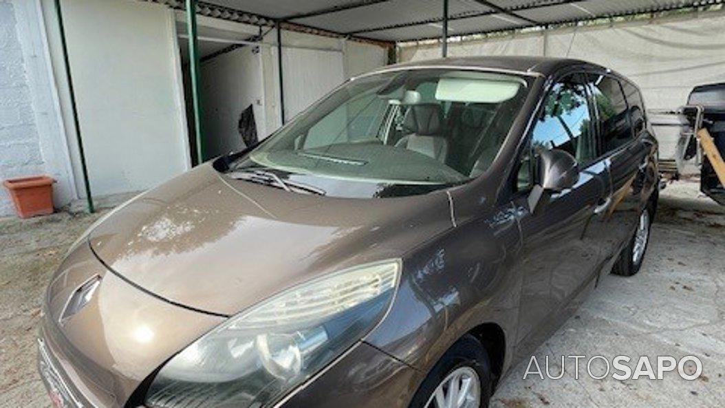 Renault Grand Scénic 1.5 dCi Dynamique S 7L de 2010