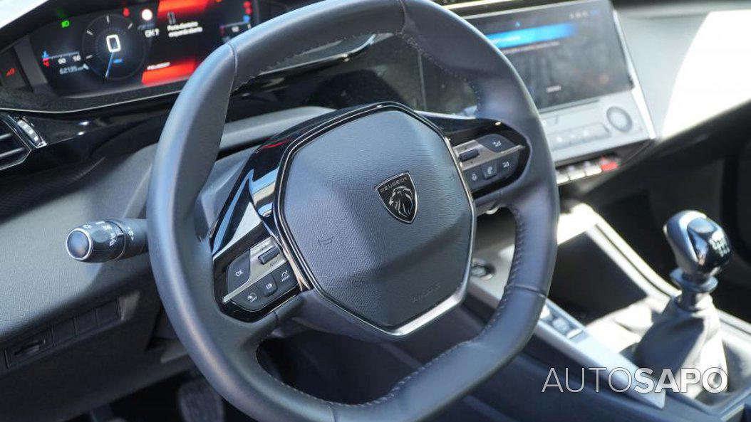 Peugeot 308 1.2 PureTech Active Pack de 2022