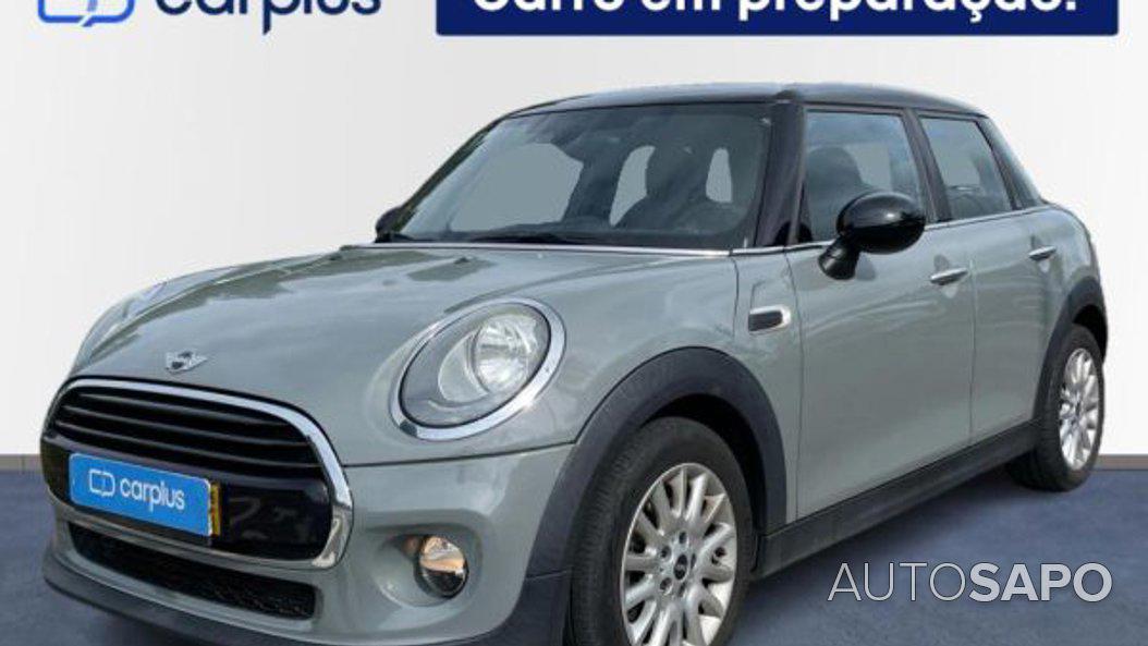 MINI Cooper D Cooper D Auto de 2016