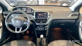 Peugeot 2008 1.2 PureTech Allure de 2019