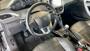 Peugeot 2008 1.2 PureTech Allure de 2019