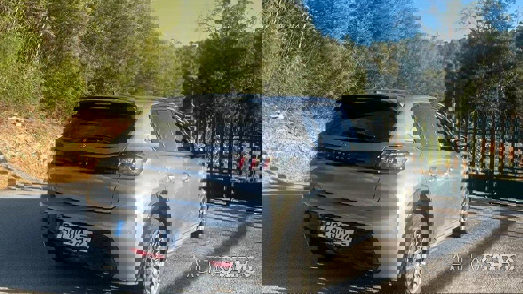 Peugeot E-208 GT de 2021