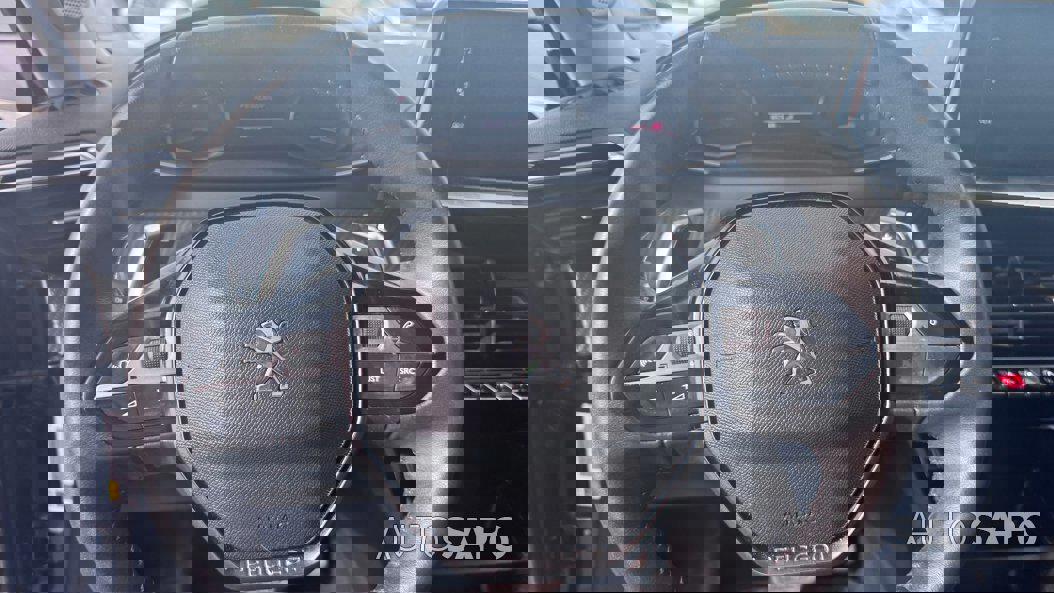 Peugeot 2008 1.2 PureTech Active Pack EAT8 de 2022