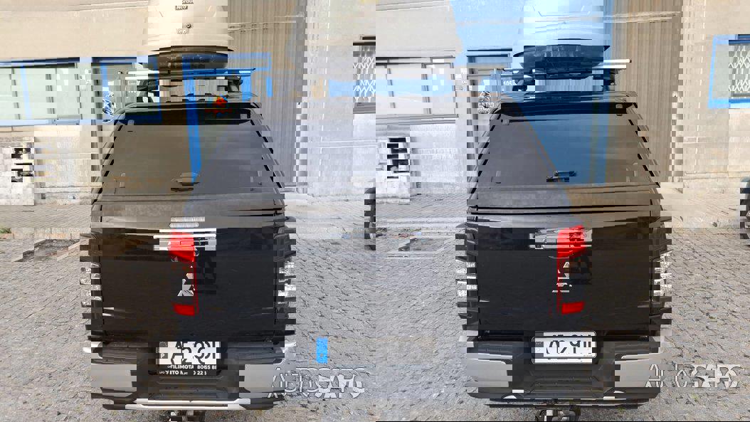 Mitsubishi L200 2.3 DI-D Space Cab Kimono 4WD de 2021