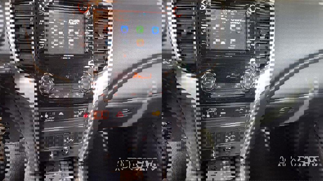 Mitsubishi L200 2.3 DI-D Space Cab Kimono 4WD de 2021