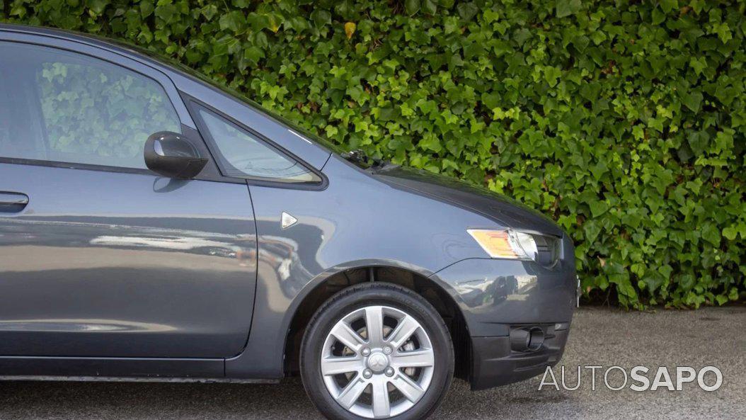 Mitsubishi Colt 1.3 Intense CA de 2013