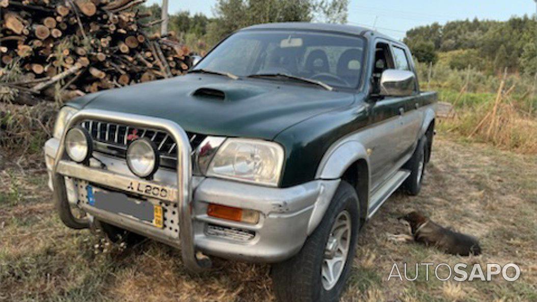 Mitsubishi L200 2.5 TD Strakar CD de 2001