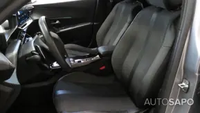 Peugeot 2008 1.2 PureTech Allure EAT8 de 2023
