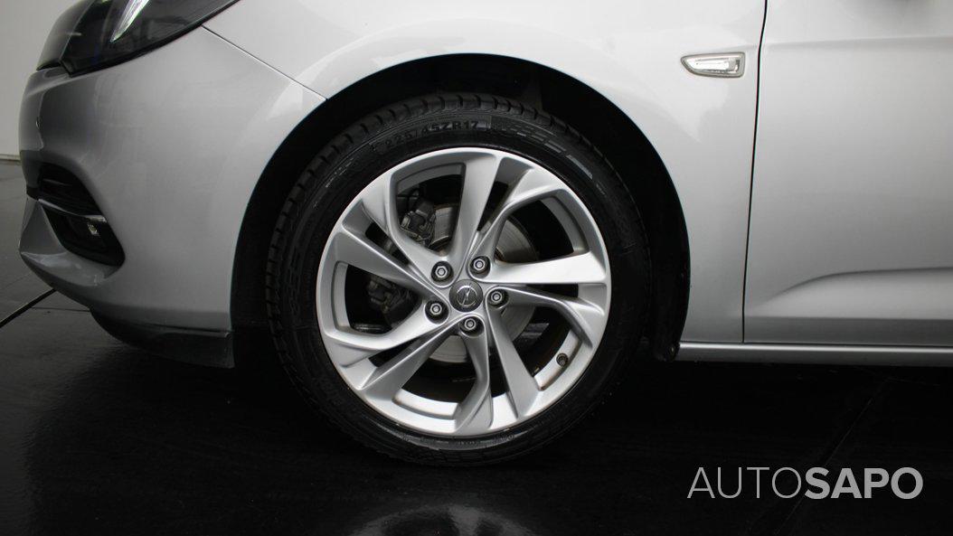 Opel Astra 1.5 D GS Line S/S de 2019