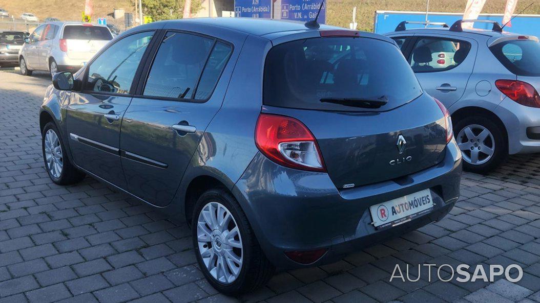 Renault Clio 1.2 16V Dynamique de 2011