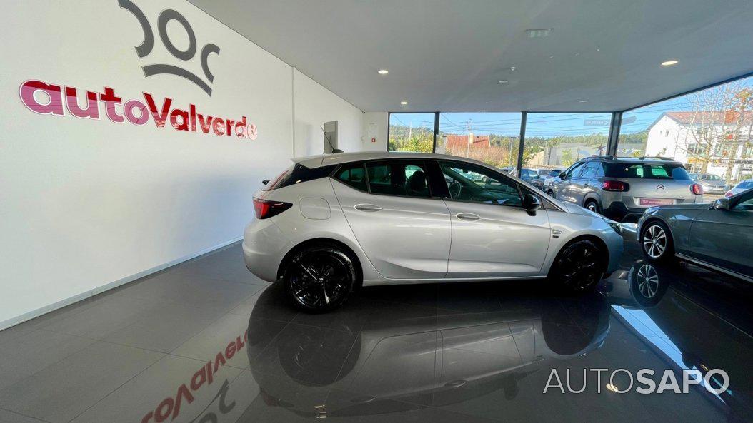 Opel Astra de 2020