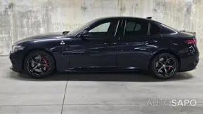Alfa Romeo Giulia 2.9 Bi-Turbo Quadrifoglio AT8 de 2017