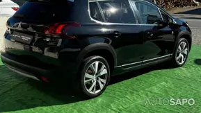 Peugeot 2008 1.2 PureTech Crossway EAT6 de 2017