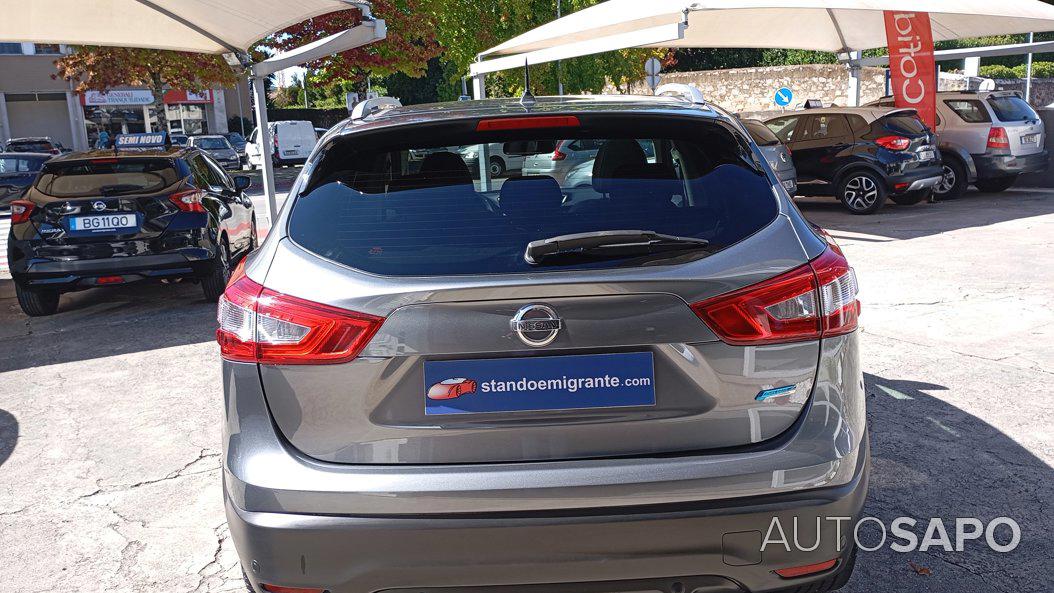 Nissan Qashqai 1.5 dCi N-Connecta 18 de 2015