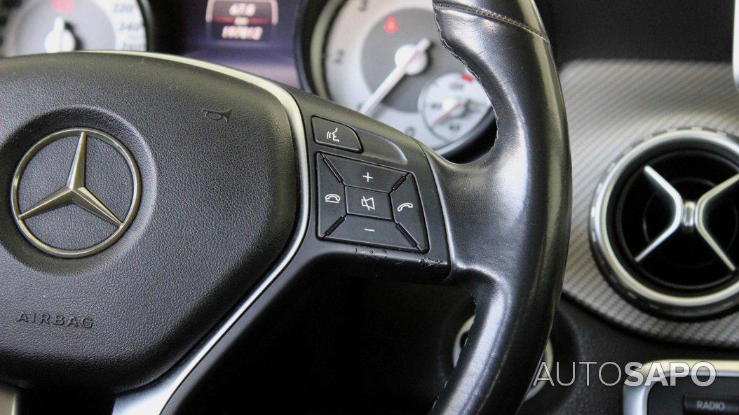Mercedes-Benz Classe GLA de 2015