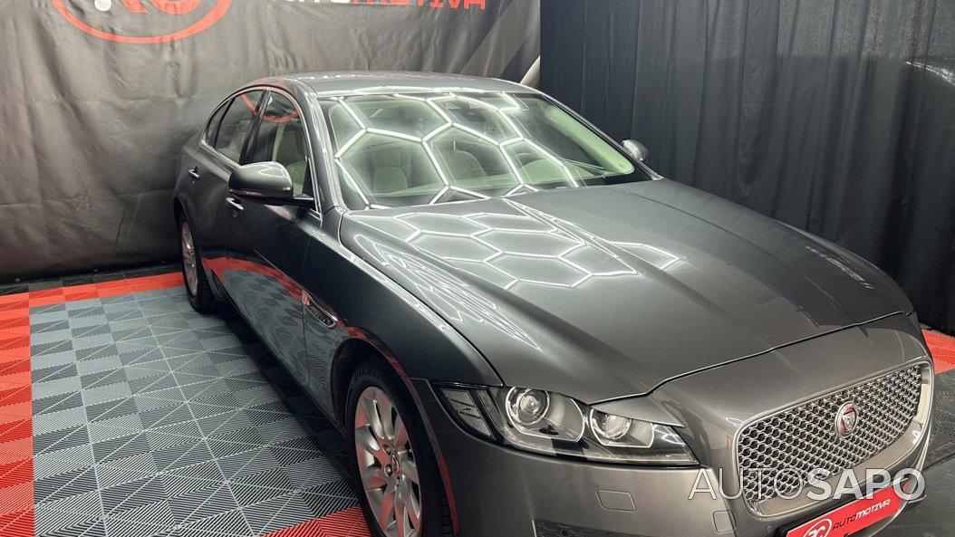 Jaguar XF 2.0 D Prestige Aut. de 2016