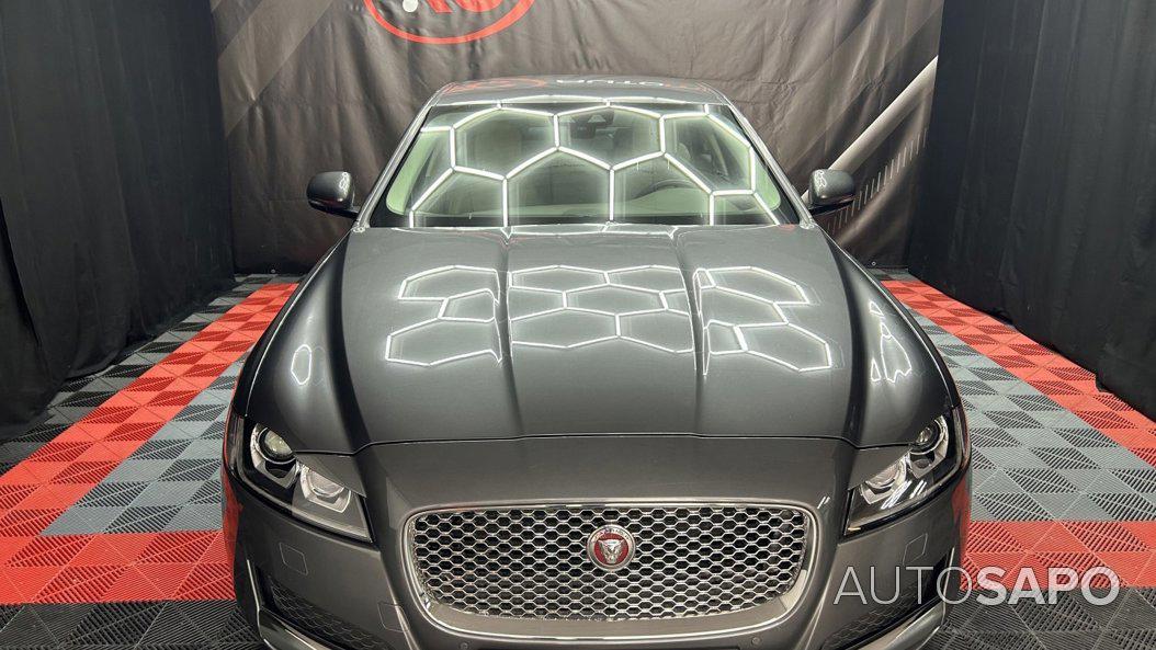 Jaguar XF 2.0 D Prestige Aut. de 2016