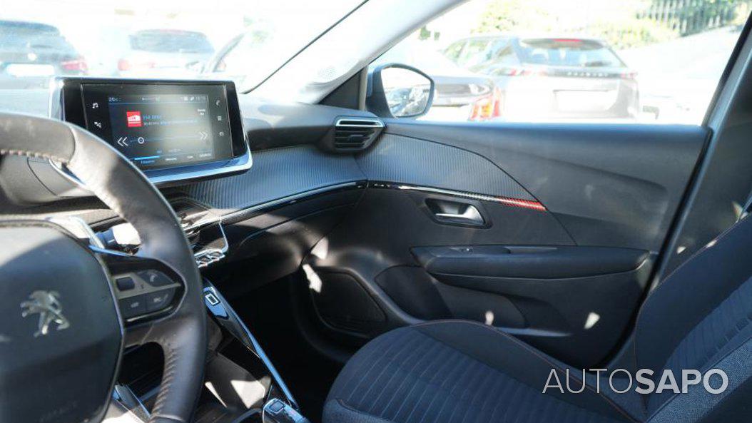 Peugeot 208 1.2 PureTech Active de 2021