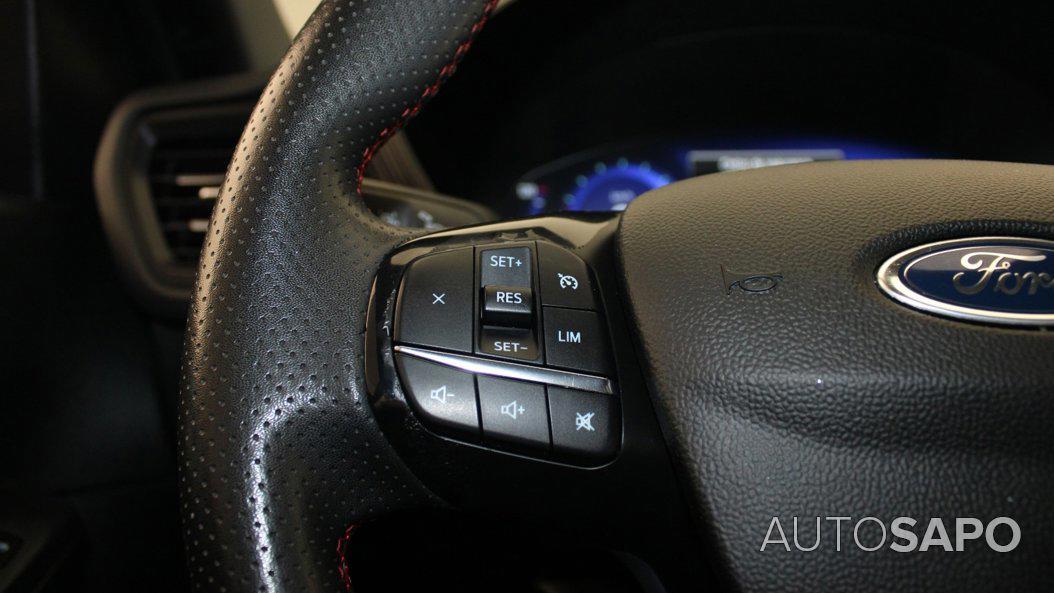 Ford Kuga 1.5 EcoBoost ST-Line de 2022