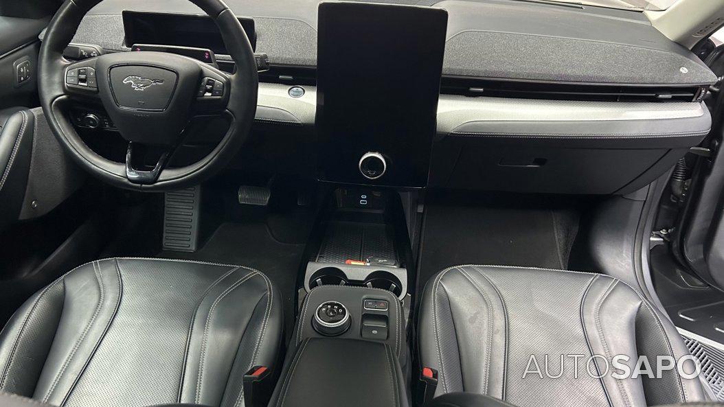 Ford Mustang Mach-E de 2021
