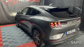 Ford Mustang Mach-E de 2021