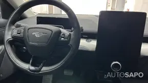 Ford Mustang Mach-E de 2021