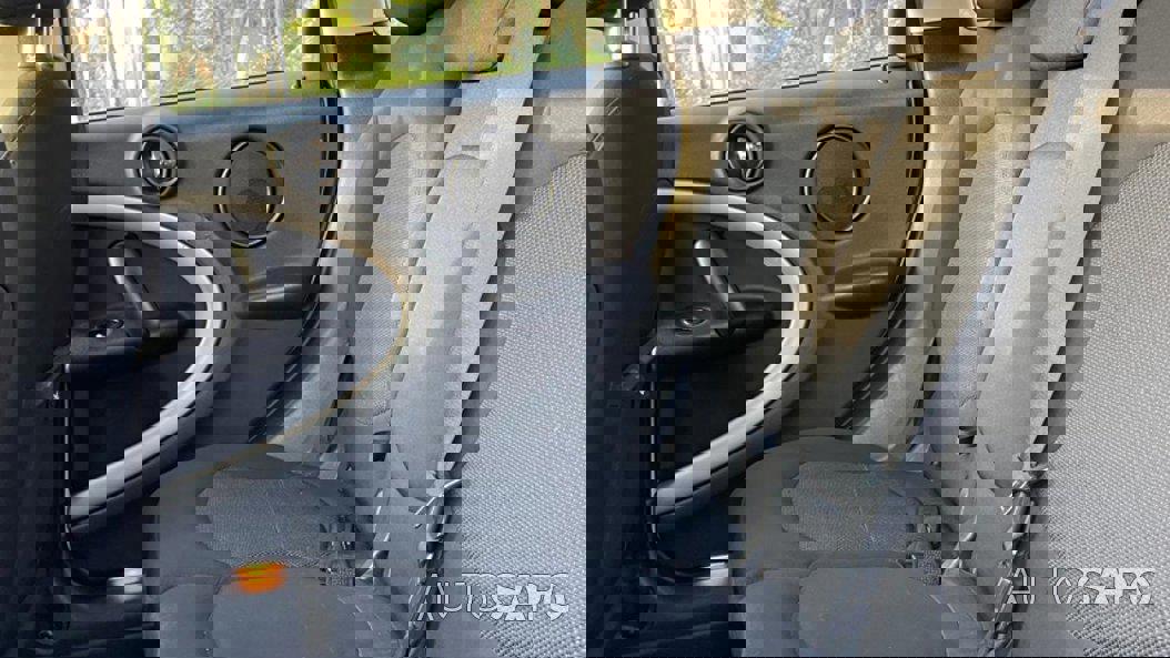 MINI Countryman One D de 2012