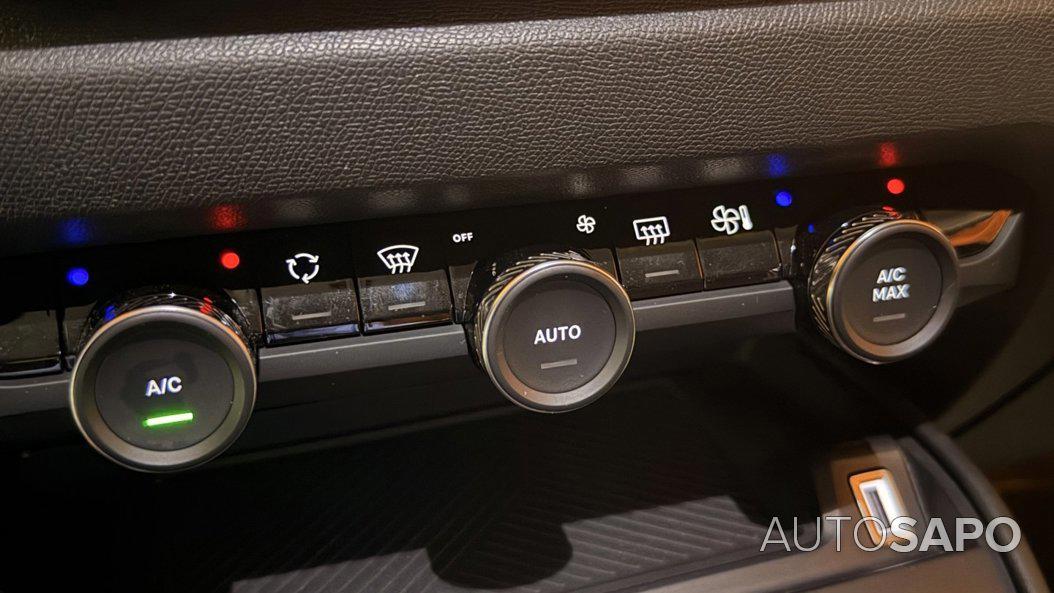 Citroen C4 1.2 PureTech Shine Pack EAT8 de 2022