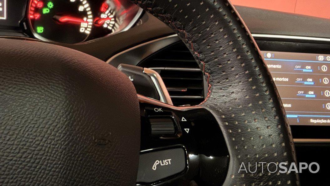 Peugeot 308 1.2 PureTech GT Line EAT8 de 2019