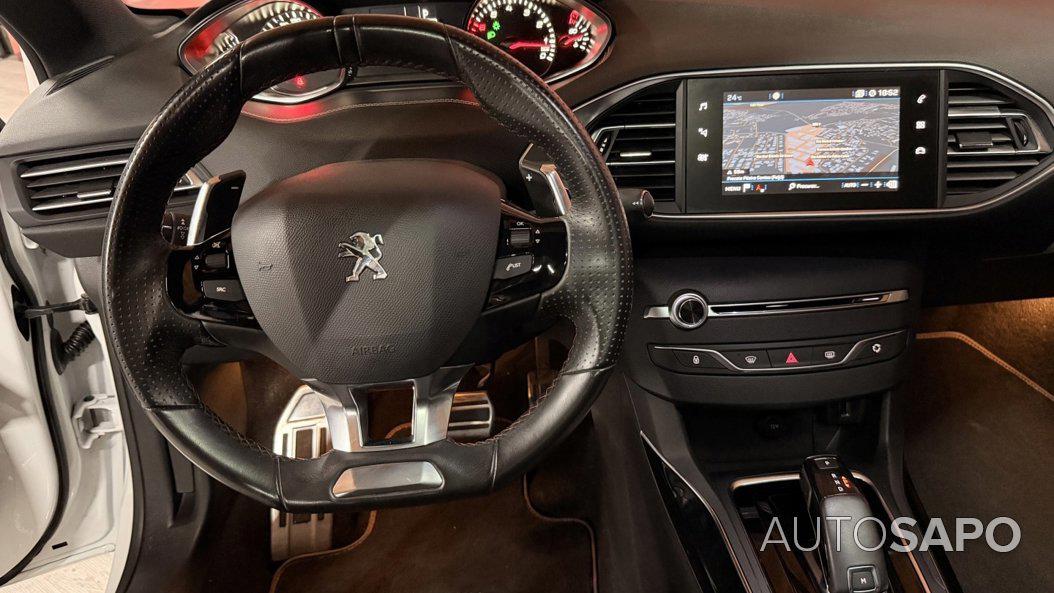 Peugeot 308 1.2 PureTech GT Line EAT8 de 2019